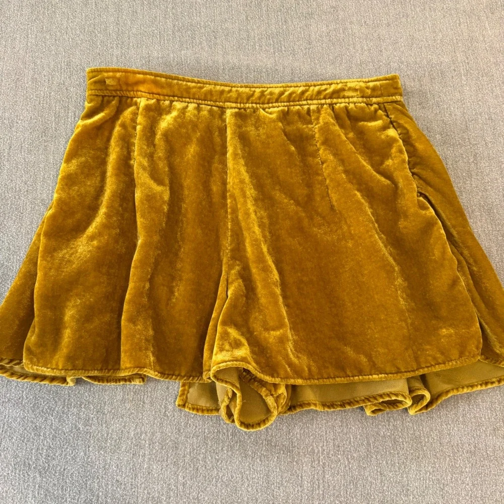 Free People Mustard Yellow Velvet Wrap Skort Side Tie Mini‎ Skirt Shorts Size 2